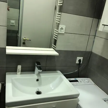 Apartma Aleks *